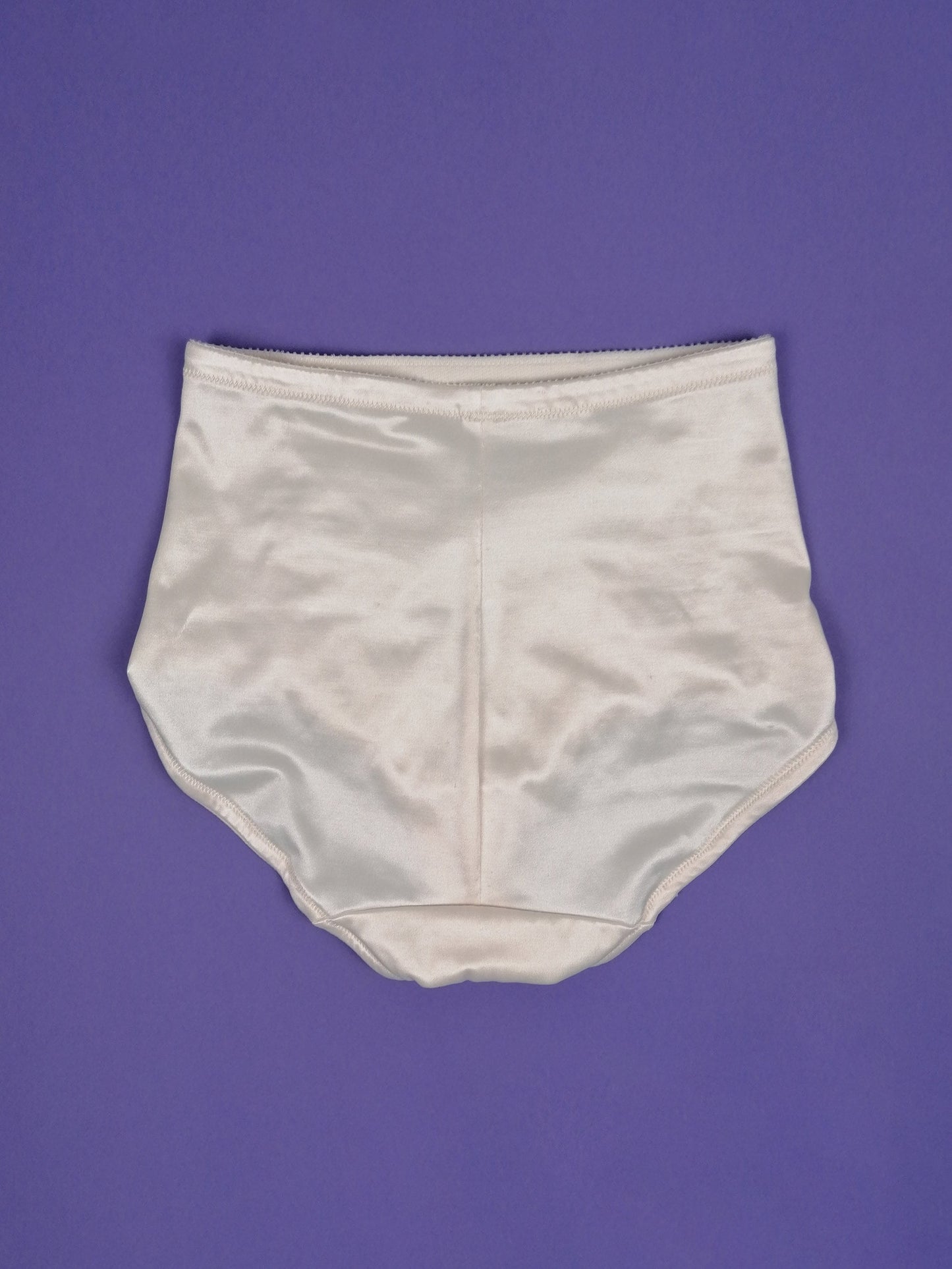 Vintage 90's Playtex 18 Hour High Waist Underwear - size S-M