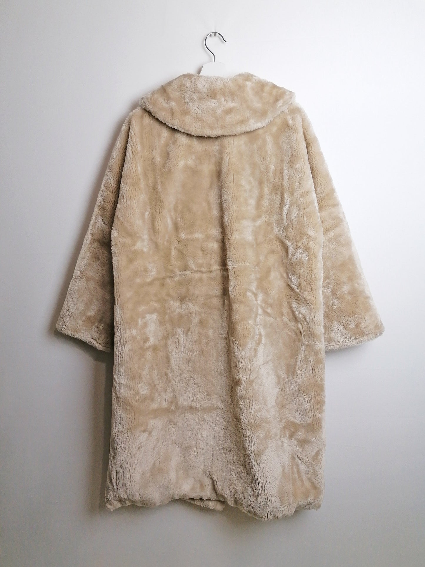 Vintage 80's BORGANA Faux Fur Long Coat Plush Beige Nude - size M-L