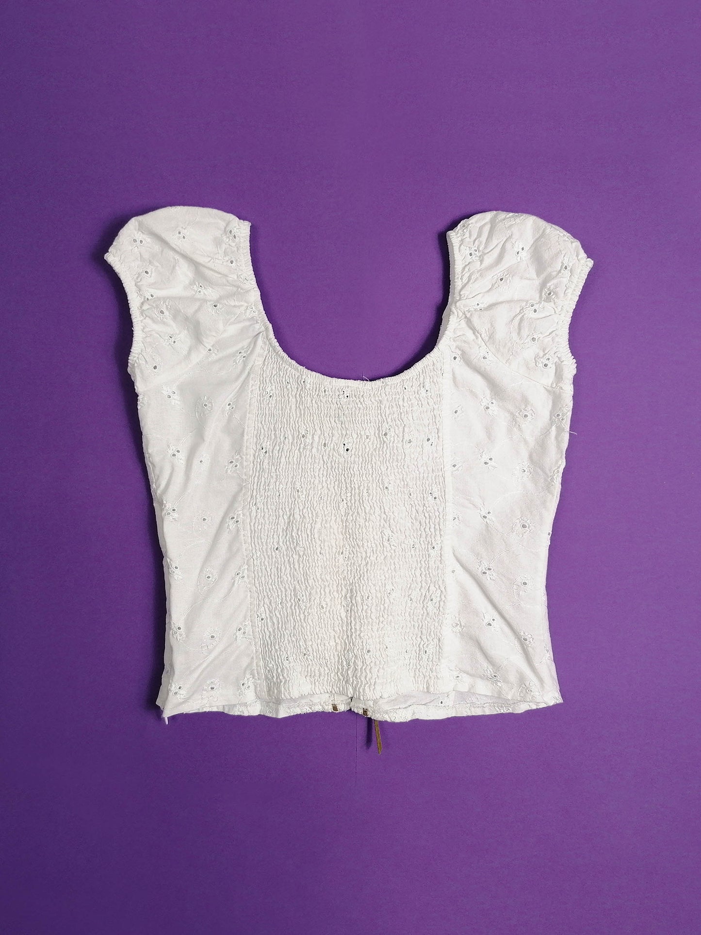 Vintage off-the shoulder white cotton-lace top ~ size XS-S