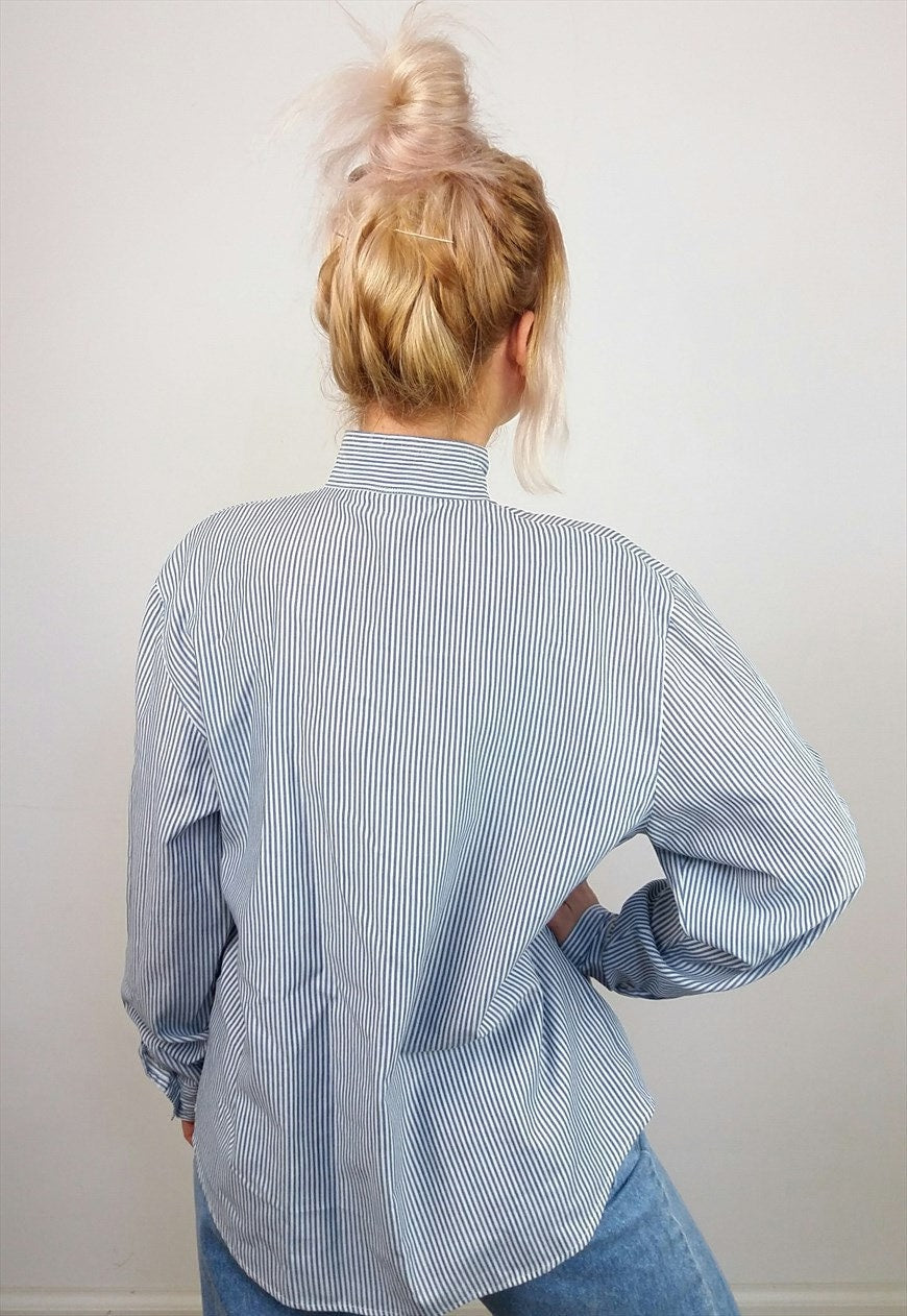 Minimalist Button-up Pinstripes Shirt