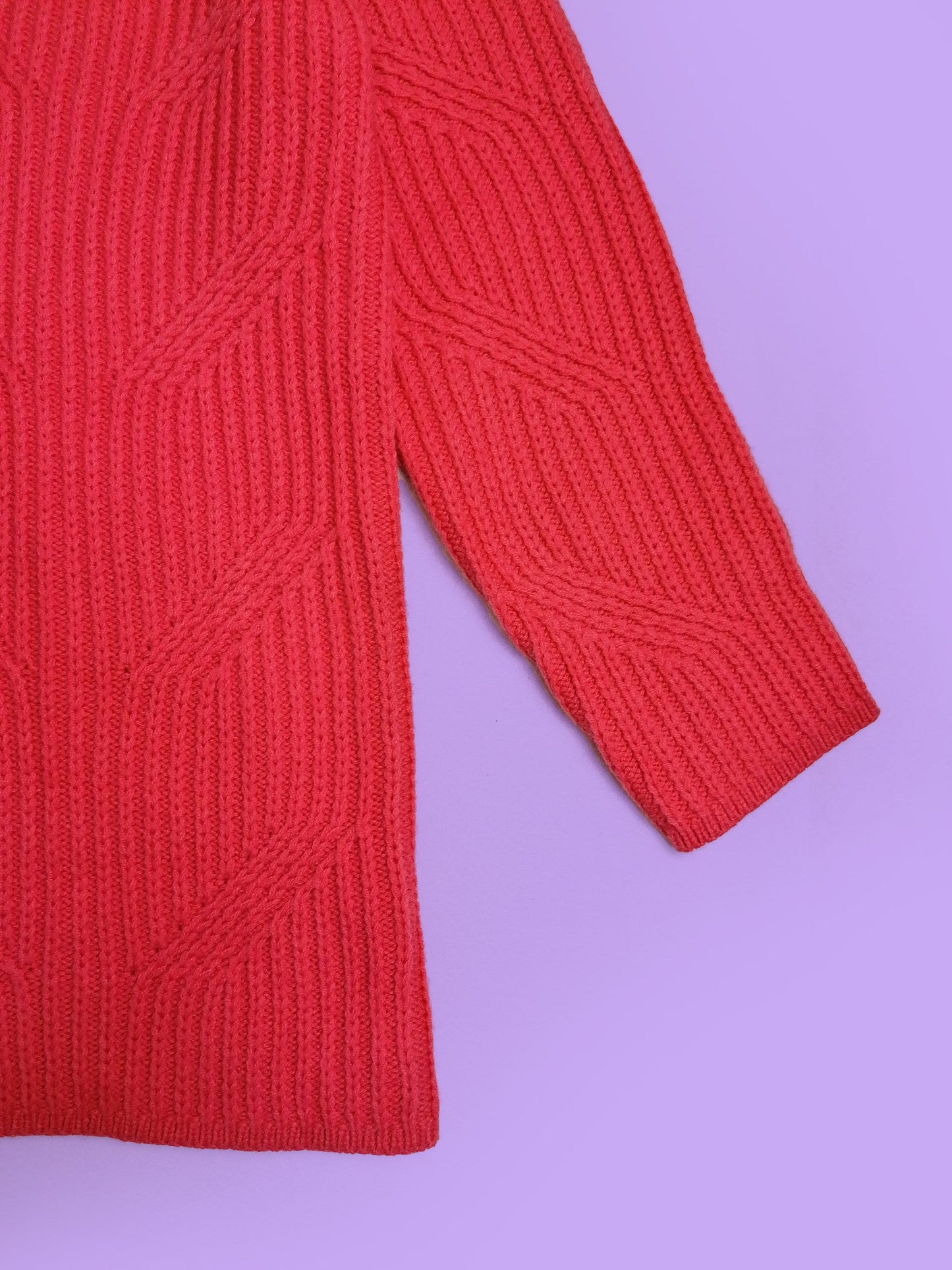 90's Virgin Wool Cable Knit Pink Sweater - size S-M