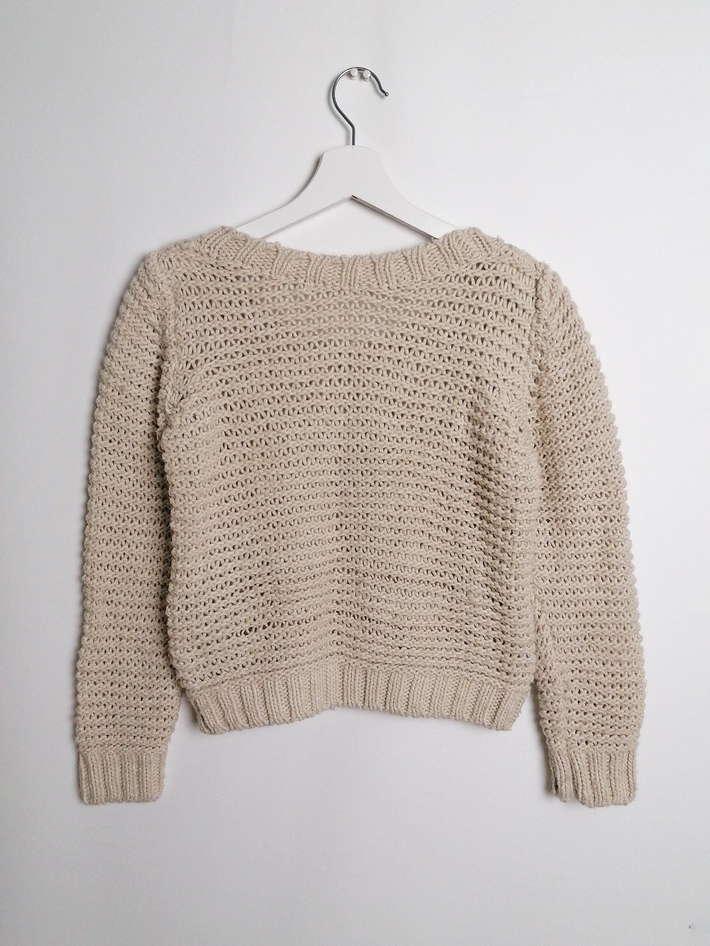 Y2K Cable Knit Crop Sweater - size S-M