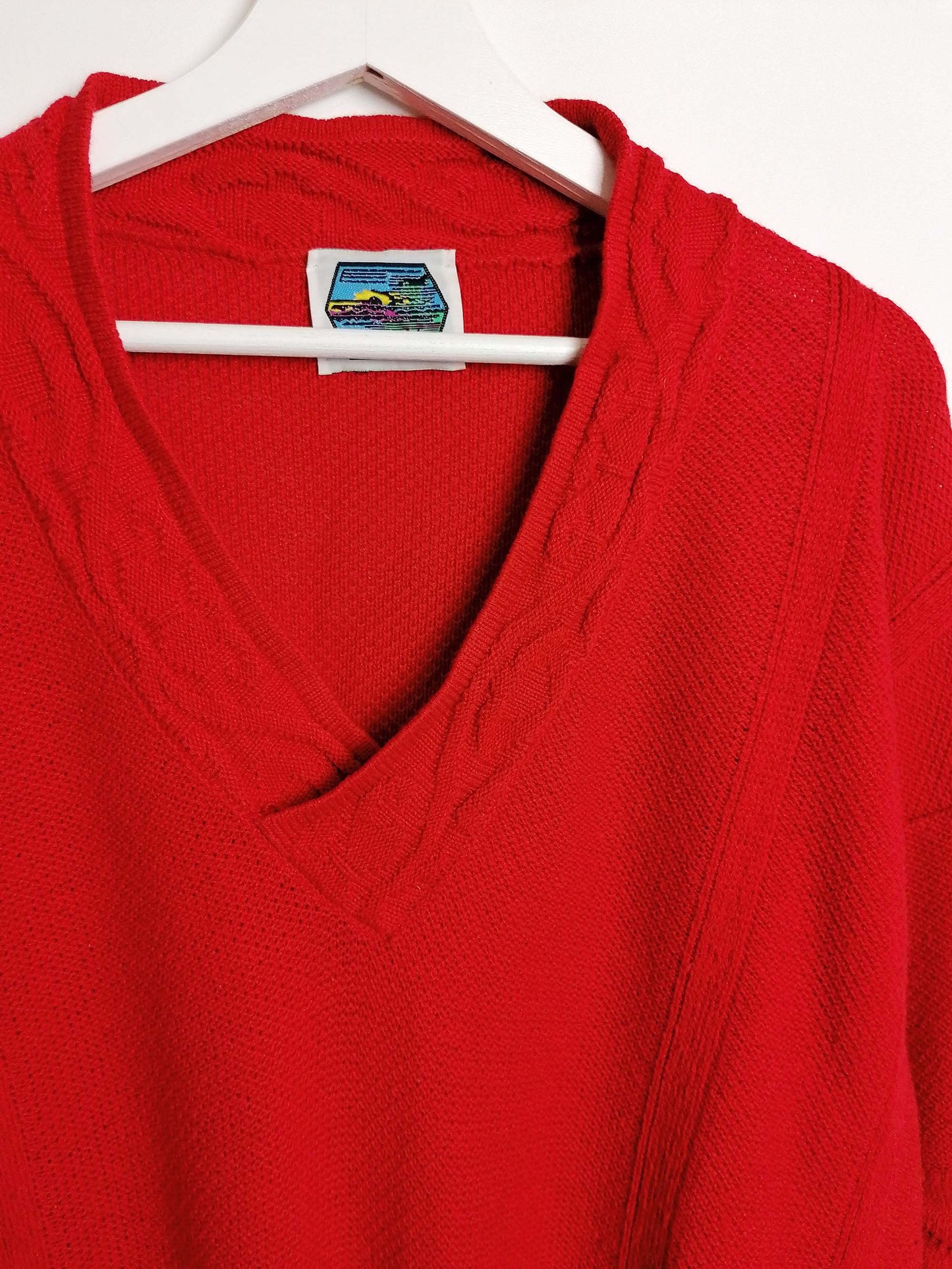 80's Retro V-neck Sweater Red