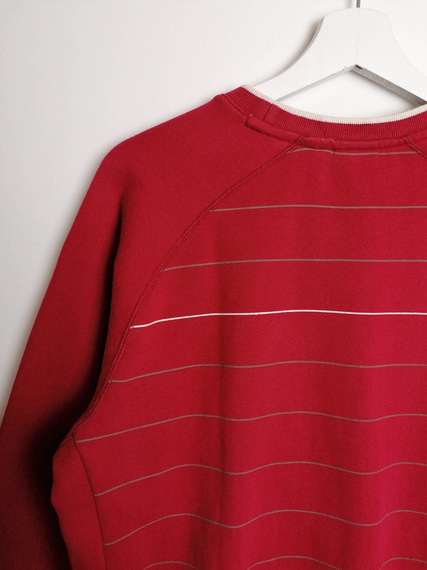 Y2K NIKE Small  Swoosh Red Sweatshirt Crewneck - size S / GB 36- 38 / height 173 cm