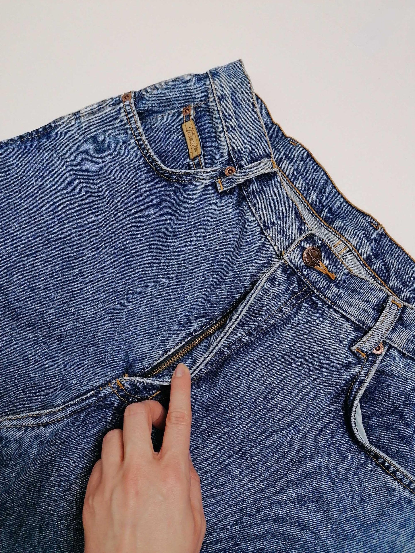 90's WRANGLER Stonewash Jeans Men Regular Fit ~ W 33 - 34/ L 32