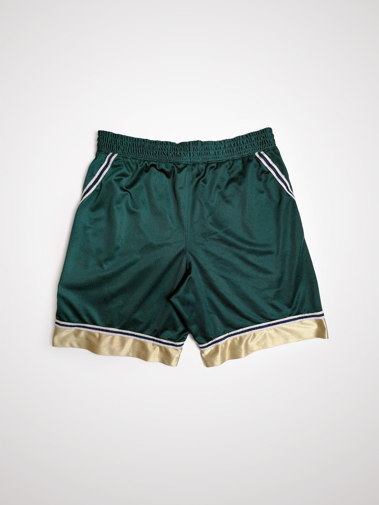 Vintage 90's NIKE Shorts Basketball - size M men / height 178 cm